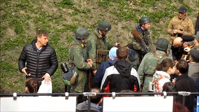 «На Кёнигсберг!»: видеорепортаж с реконструкции штурма форта №5 смотреть онлайн