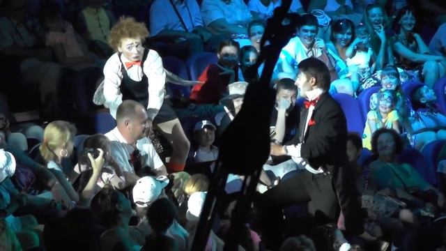 Сочинский цирк Клоуны Номер Комарики смотреть онлайн