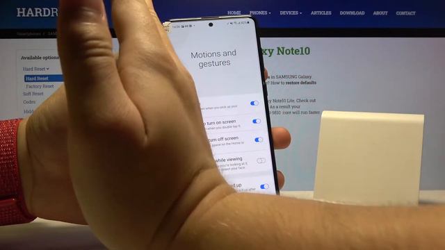 How to Take Screenshot without Buttons Gestures on SAMSUNG Galaxy Note 10 Lite – Screenshot Method смотреть онлайн
