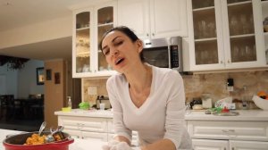 Նե՜նց ենք Սիրում Իրար - Անցանք Գործի - Heghineh Vlog 508 - Mayrik by Heghineh