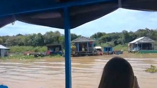 Плавучая деревня на озере Тонлесап Камбоджа (Камбодия, Компучия) Tonle Sap, Cambodia Шокирующая Ази смотреть онлайн