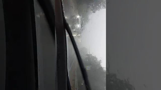 Убойный ливень в Феодосии !!! смотреть онлайн