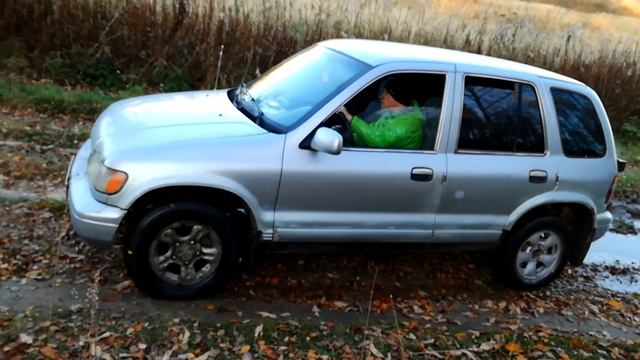 КИЯ СПОРТЕЙДЖ 1994 ГОДА ВЫПУСКА или ЛАДА НИВА 2020 смотреть онлайн