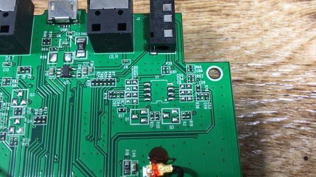 Разборка Bluetooth приёмочно-передатчика Vikefon смотреть онлайн