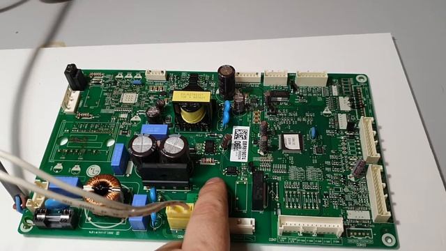 Холодильник LG. Неисправность компрессора, печальный опыт ремонта. смотреть онлайн