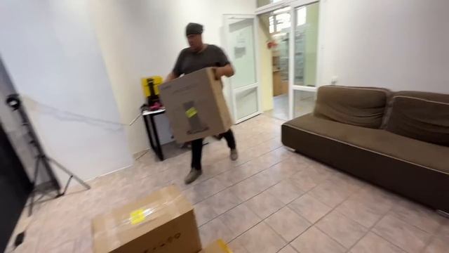 Перестановки в мастерской HappyPC, подготовка к турниру! Много сборок! ? смотреть онлайн