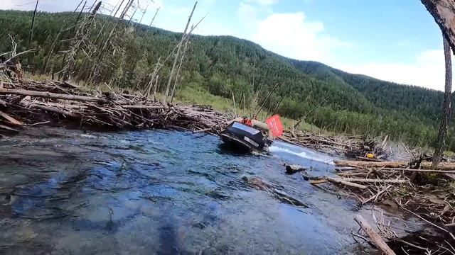 ПОРВАЛИ ВСЁ! ВОДЫ НЕТ, ЕДЕМ по БРЕВНАМ. 1 часть. смотреть онлайн
