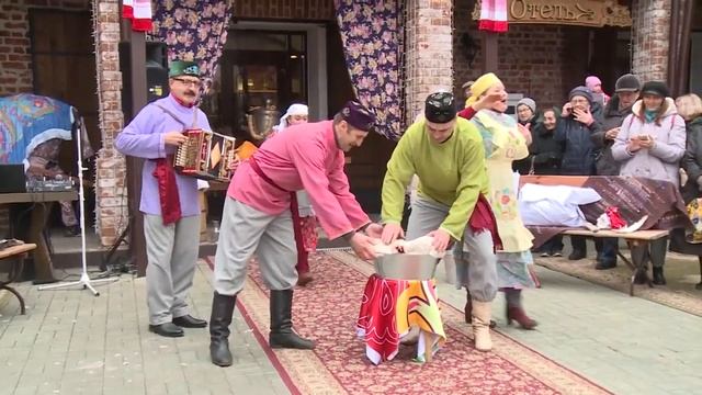 Казанда узган «Каз өмәсе»ннән репортаж/ Каз омэсе - Каз өмәсе смотреть онлайн