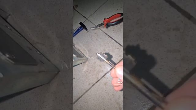 Ригельный замок ремонт и обслуживание.