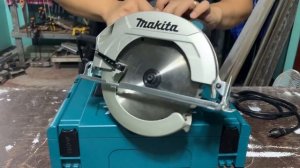 Makita HS7010 Circular Saw Unboxing + Review