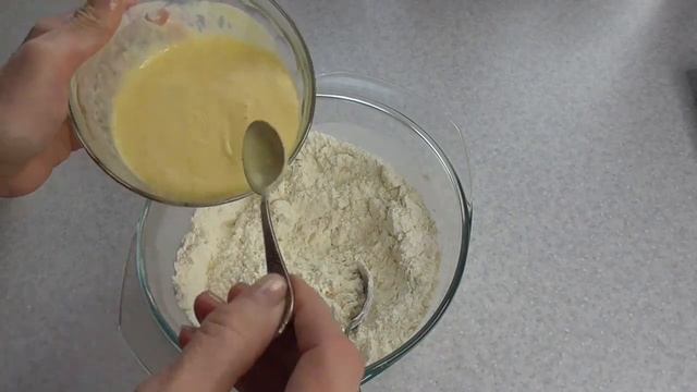 Пирог с рыбой. Самый вкусный пирог из скумбрии. смотреть онлайн