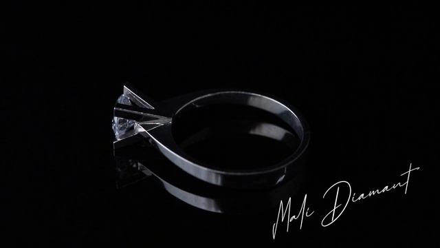 14 Karat Goldring Mit Steinen - DP30003 смотреть онлайн