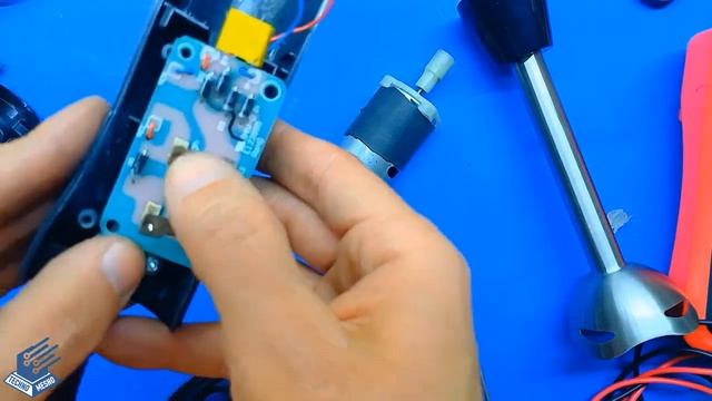 اصلاح خلاط يدوى | Hand Blender repair смотреть онлайн