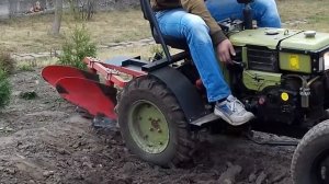 Плуг 2х корпусный для минитрактора.