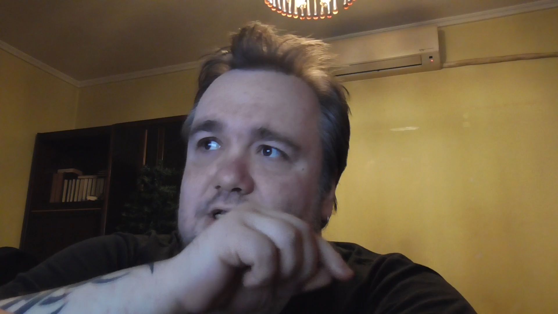 ХОЛОСТЯК. ИЩУ ЖЕНУ. МЫСЛИ ВСЛУХ смотреть онлайн