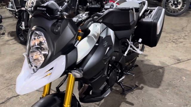 Suzuki V-Strom 1000 фирма FreshmotoPRO смотреть онлайн
