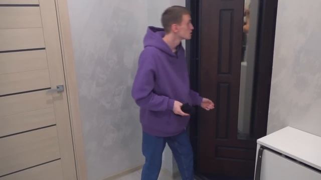 ЗАБОЛЕЛА СЕРЬЕЗНОЙ БОЛЕЗНЬЮ! Как не заразить друга?! смотреть онлайн