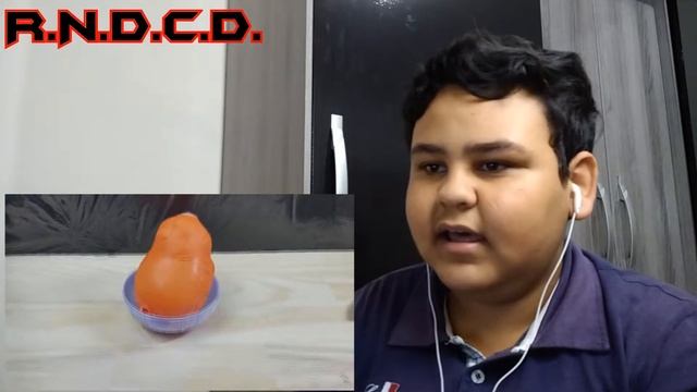 REACT Pilha vs Nitrogênio Líquido + Martelo (Área Secreta) смотреть онлайн