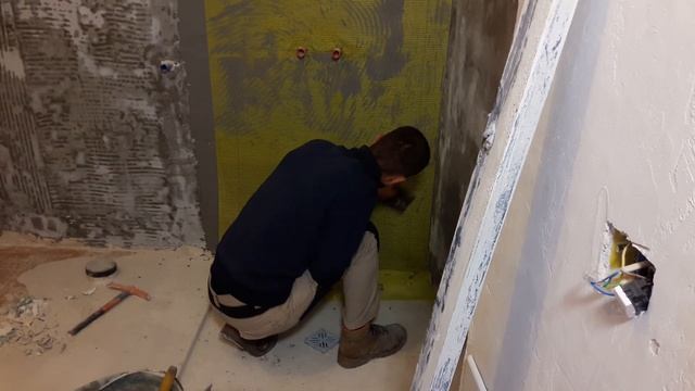 Renovare Casa - Episodul 13Hidroizolatie Baie, In Zona Dusului.
