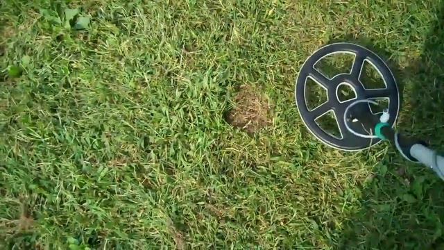 Tesoro Vaquero Vs MineLab ETrac - Part 1 Dime @ 6