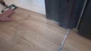 Как завести ламинат под коробку - один из способов