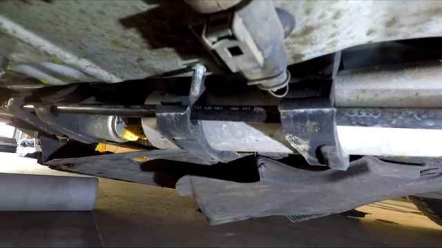 Audi A4/A5/Q5 B8 - Wymiana Filtra Paliwa/Fuel Filter Replacement