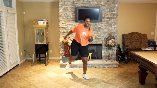 3 MILE WALK | Fat Burning Indoor Walk 🔥🔥| Burn Up to 400 Calories | Moore2Health 🔥🔥 смотреть онлайн