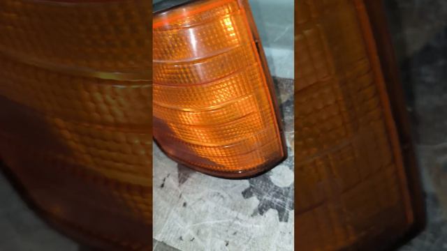31186 Указатель поворота Mercedes E190 W201