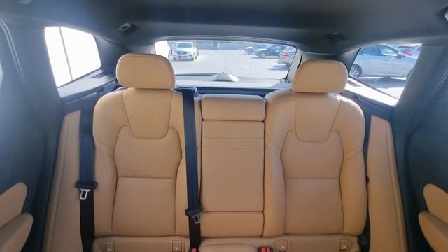 Volvo XC60 B4 D Inscription смотреть онлайн