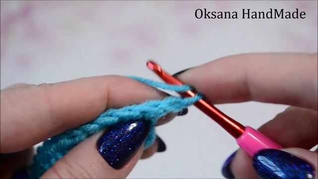 Шапка капюшон с манишкой крючком. Вязать легко! смотреть онлайн