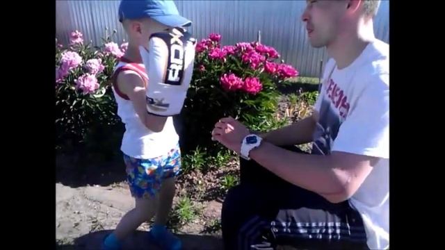Бокс тренировка для ребенка(Boxing training with child) смотреть онлайн