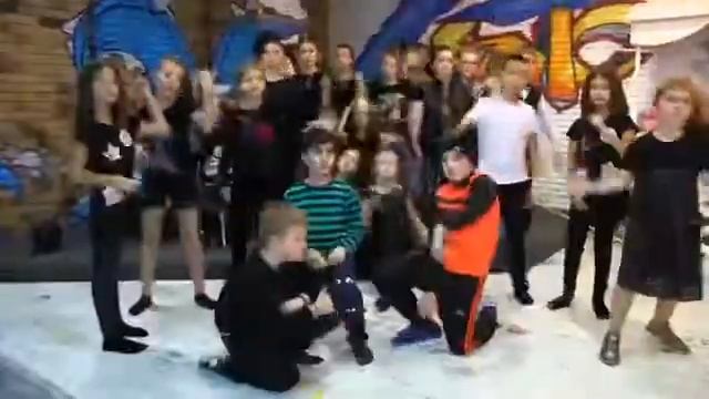 Цвет настроения чёрный (Детская версия) смотреть онлайн