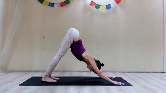 Йога с Натальей Чистяковой. Подготовка к шпагату. смотреть онлайн