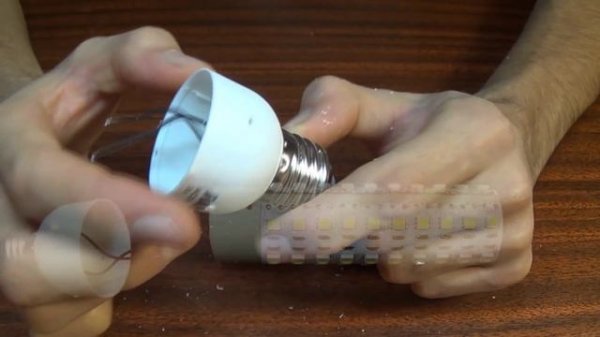 Как сделать самодельную светодиодную лампочку своими руками / HomeMade LED lamp (# CrazyTapak)