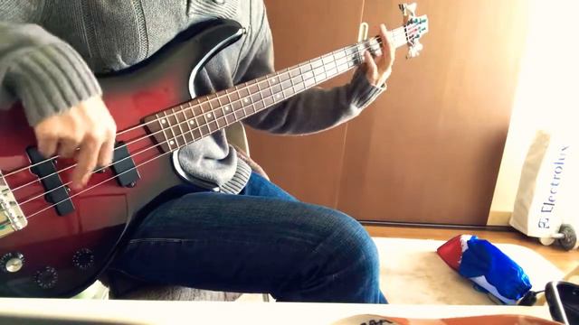 Ibanez SR370 I recorded this video to confirm that it was a soundable, playable instrument. смотреть онлайн