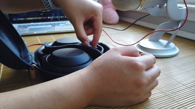 ASMR Sony WH-1000XM4 Unboxing *no talking, background noise, tingly* | ??? смотреть онлайн