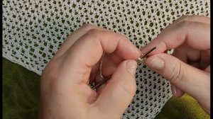 #вязание Ажурная воздушная косынка (бандана) на лето, красивая и тонкая, связанная спицами.