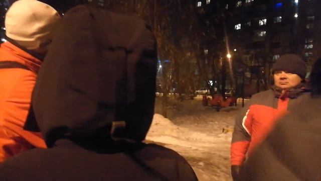 02.12.2022 :: Общее собрание собственников дома 16/12 ул. Молодежная при участии депутата Васильева смотреть онлайн