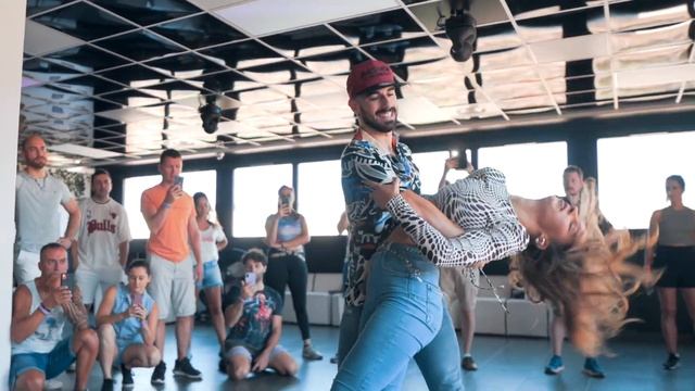 Gero & Migle | Bachata Sensual | Karlos Rosé - No Dejo De Amarte смотреть онлайн