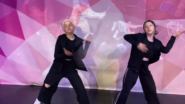 КТО ТАКОЙ - ТАНЕЦ - Доминика Калитурина и Владислава Андреева, ДЕТИ (от 10 до 15 лет) смотреть онлайн