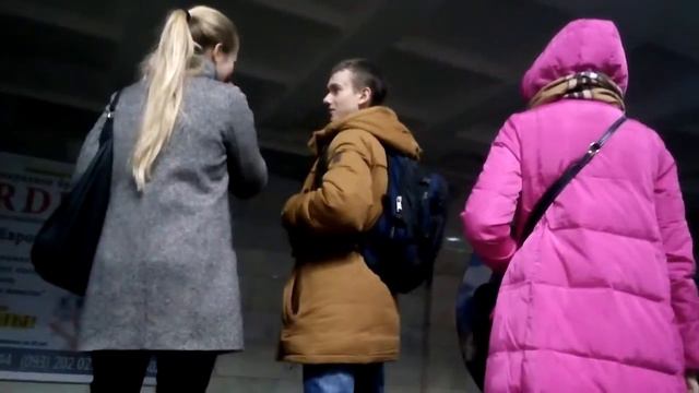ЗНАКОМСТВО С ДЕВУШКОЙ. ПОЗИТИВНАЯ БЛОНДИНКА.ПИКАП. ПИКАП МАСТЕР! смотреть онлайн
