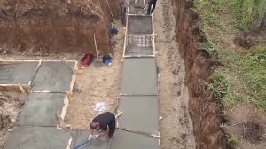 ЛЕНТОЧНЫЙ ФУНДАМЕНТ ИЗ ФБС БЛОКОВ