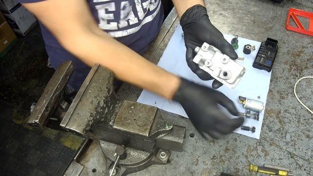 Как починить сервопривод турбины смотреть онлайн