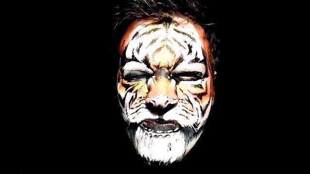 Tiger Face painting: Wild tiger acting crazy!! смотреть онлайн