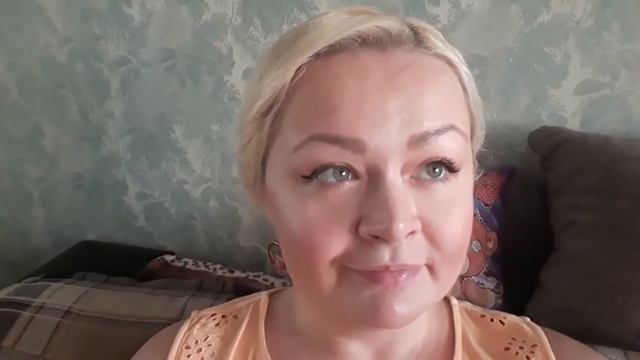 ВЛОГ 12 ?КИСТЬ за 100$?♀️ГУБЫ,как у ДЖОКЕРА?СИНИЙ МАНИКЮР И ЗЕЛЁНЫЙ ЧАЙ?Засохла подводка для глаз? смотреть онлайн