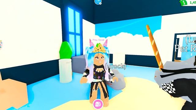 NEW FREE Flying Pet that Rocks Adopt Me Random Roblox Story Roleplay Video смотреть онлайн