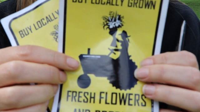 First Peony and Bud Stages : FUN GIVEAWAY : Oriental Lily Unboxing смотреть онлайн