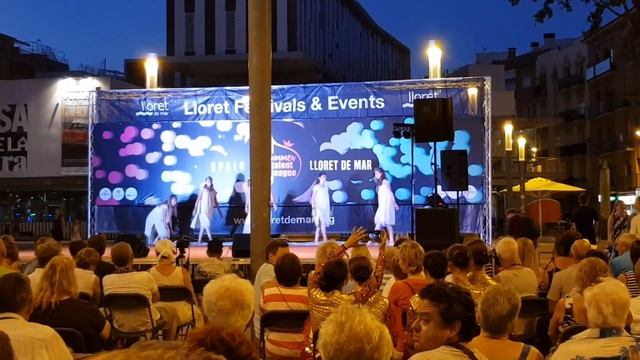 Движуха в Ллорет де Мар, Испания.