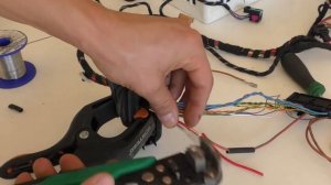 Skoda Superb 2011 - Ремонт проводки в гофре двери