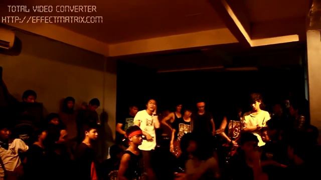 DISTRUGGERE - NATASCHA KAMPUSCH @menyambut bulan suci 2011 смотреть онлайн